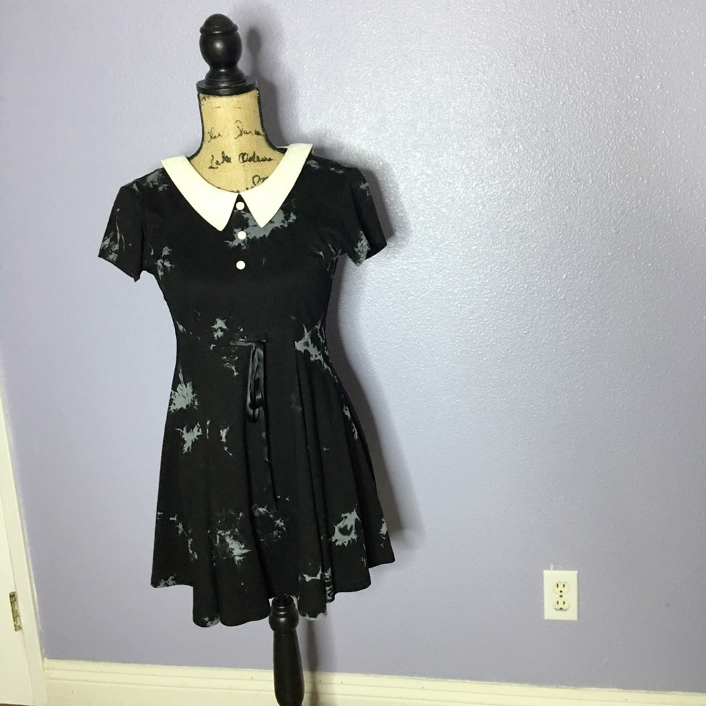 Killstar Dress - Picture 2 of 8